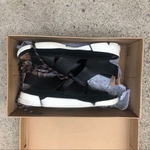 Trigenic Honey Sandals